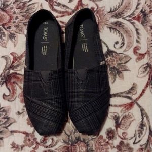 Like New! Toms Charcoal Plaid Alpargata Womens Size 8.5